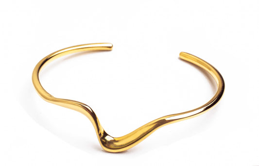 Golden Wavy Bracelet