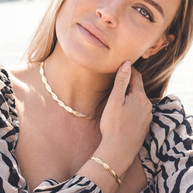 Sleek Golden Necklace