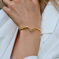 Gyllene vågigt armband