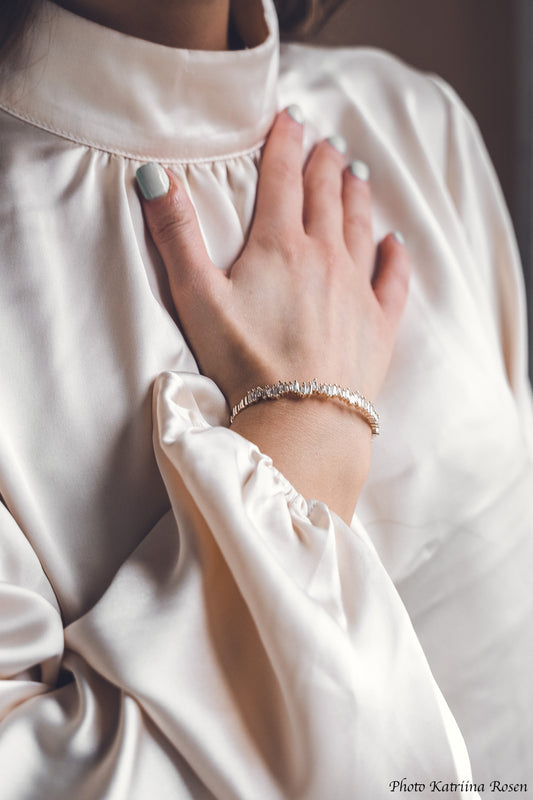 Jeulia Golden Bracelet 